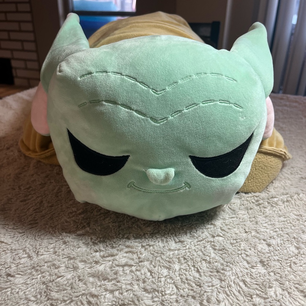 Disney Star Wars the mandalorian baby Grogu cuddleez large plush new